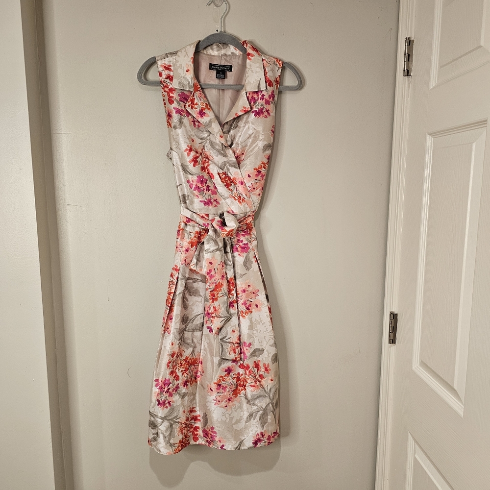 JESSICA Howard Floral Jacquard Fit n Flare midi dress in a size 12